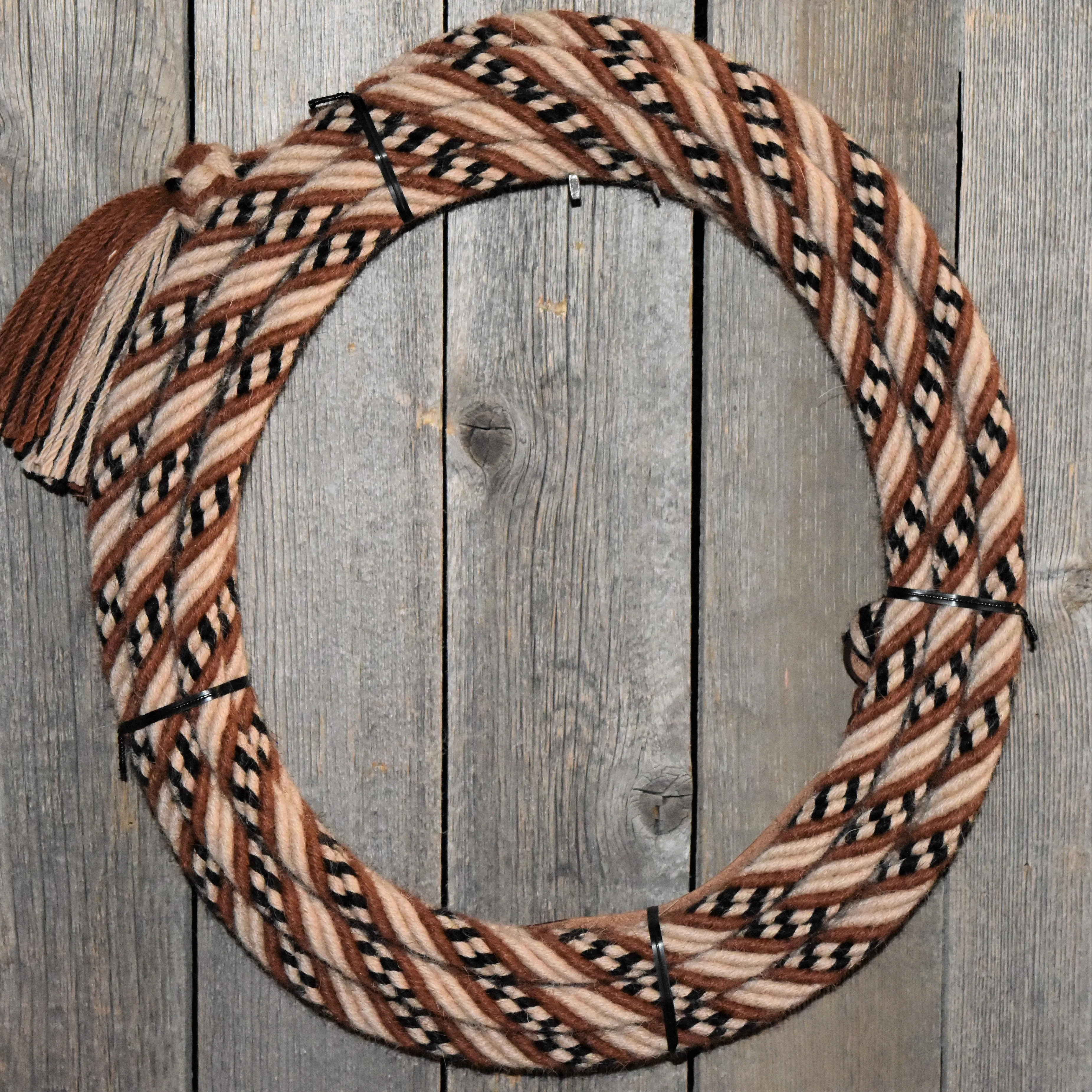 #24e100% Alpaca Mecate 6 Strand