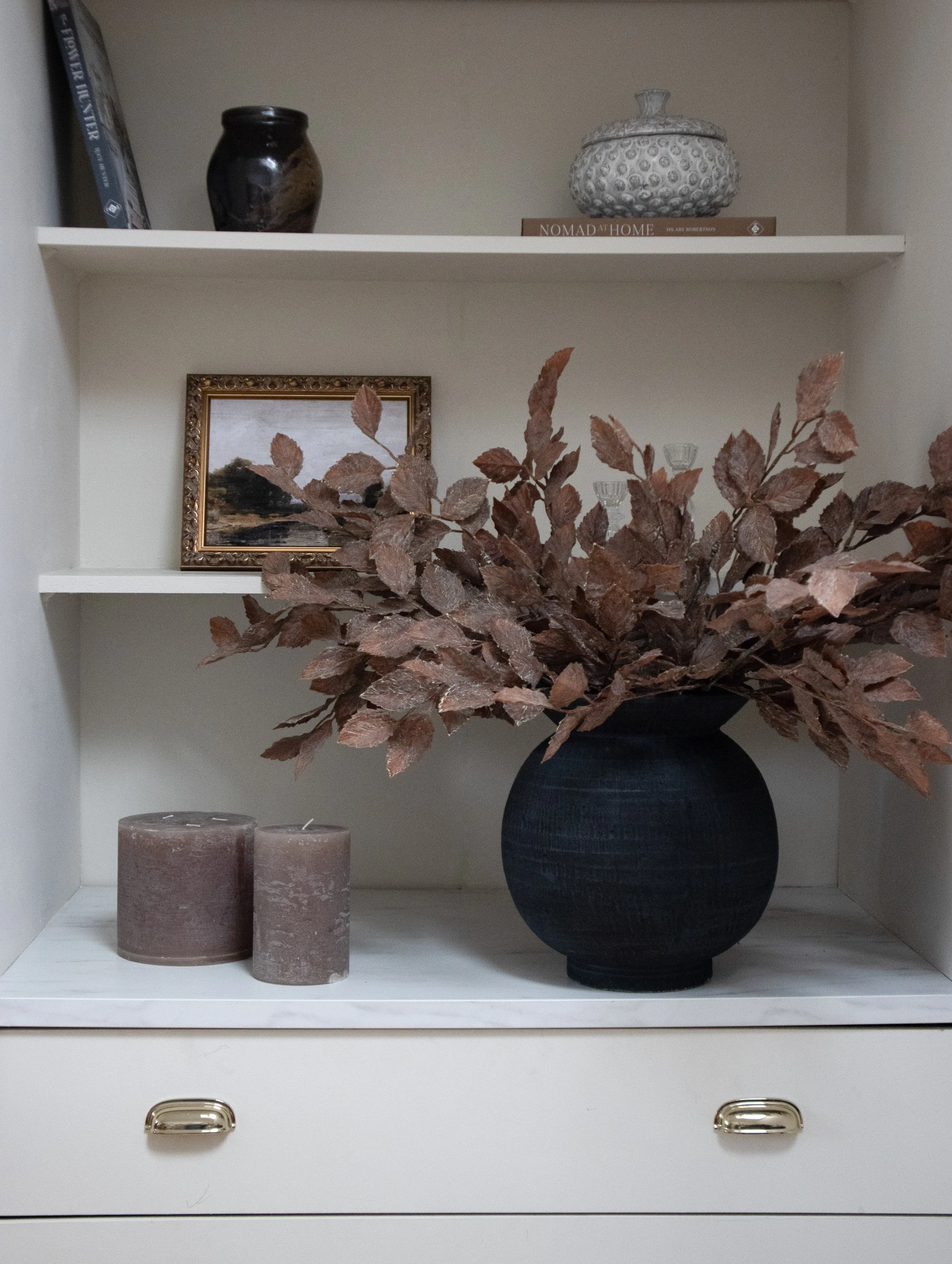 Andor Black Vase