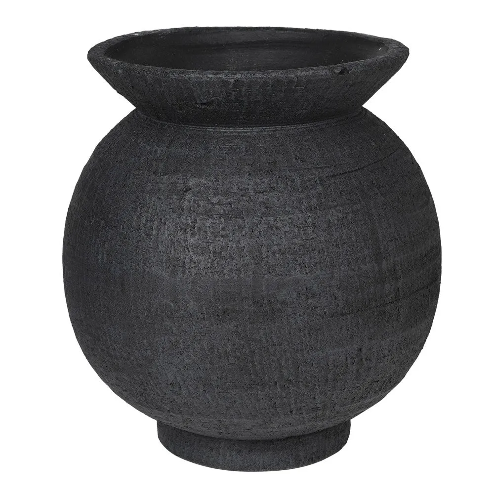 Andor Black Vase