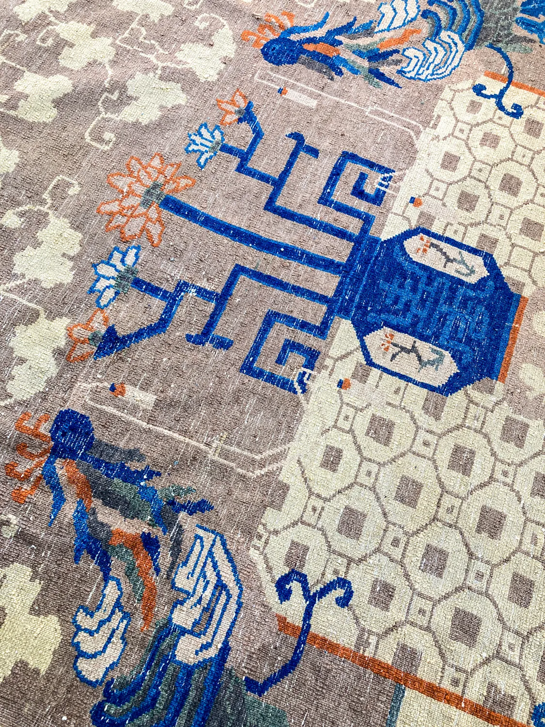 Antique 1910s Tan Blue Bird Art Deco Chinese 8x10ft Woven Wool Rug