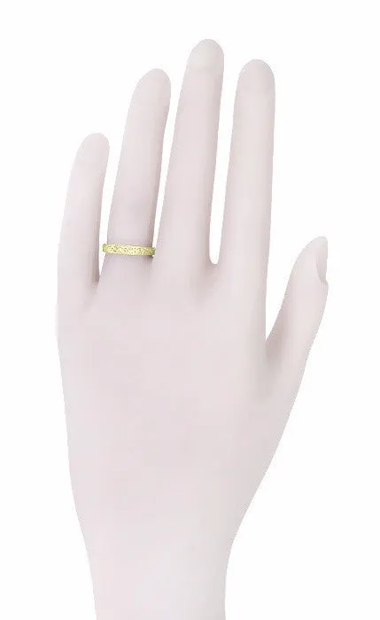 Art Deco Flowers and Leaves Carved Wedding Ring in Yellow Gold - 10K, 14K or 18K