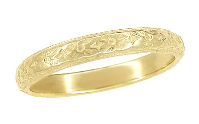 Art Deco Vintage Design Carved Dogwood Blossom Flowers Wedding Band in Yellow Gold