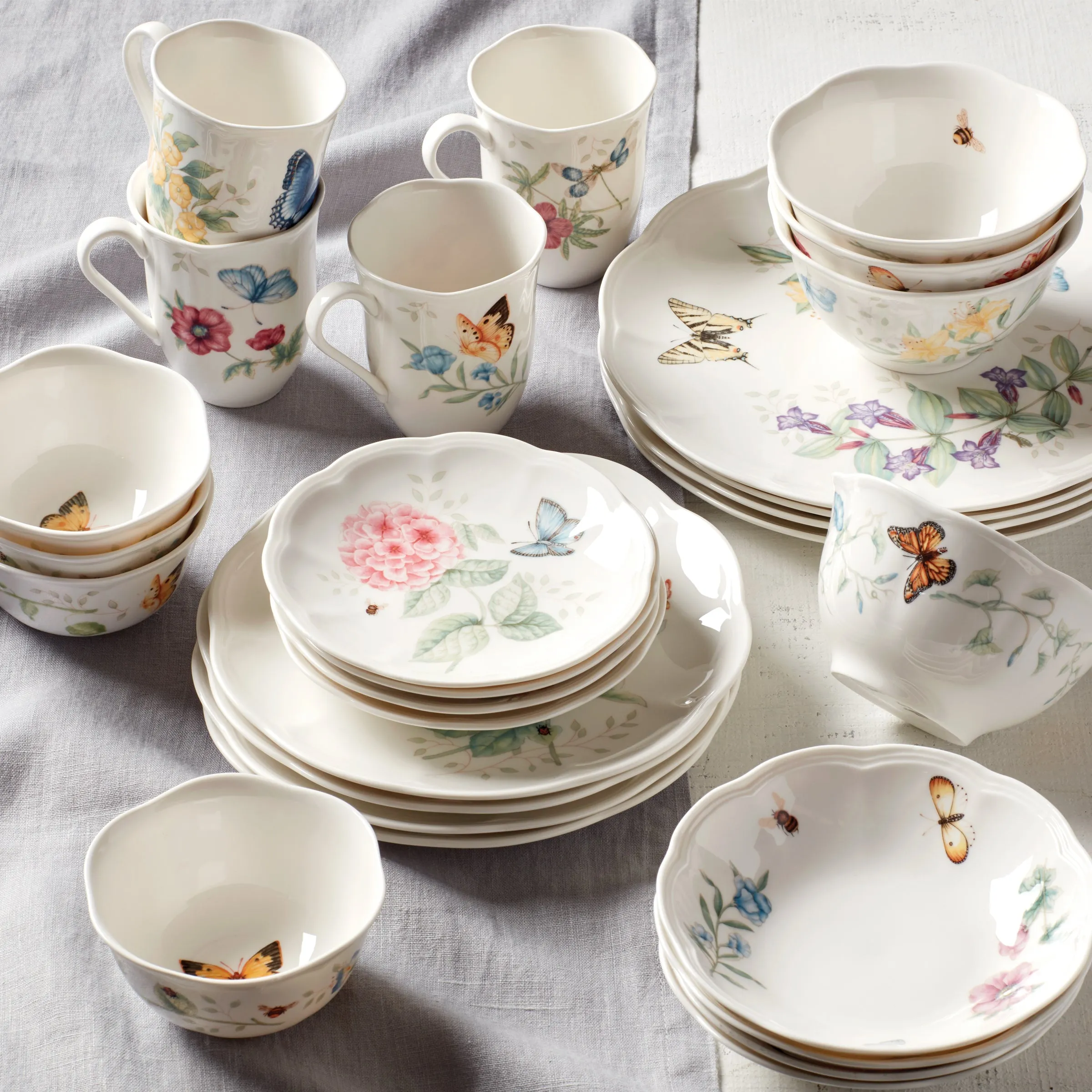 Butterfly Meadow 28-Piece Dinnerware Set