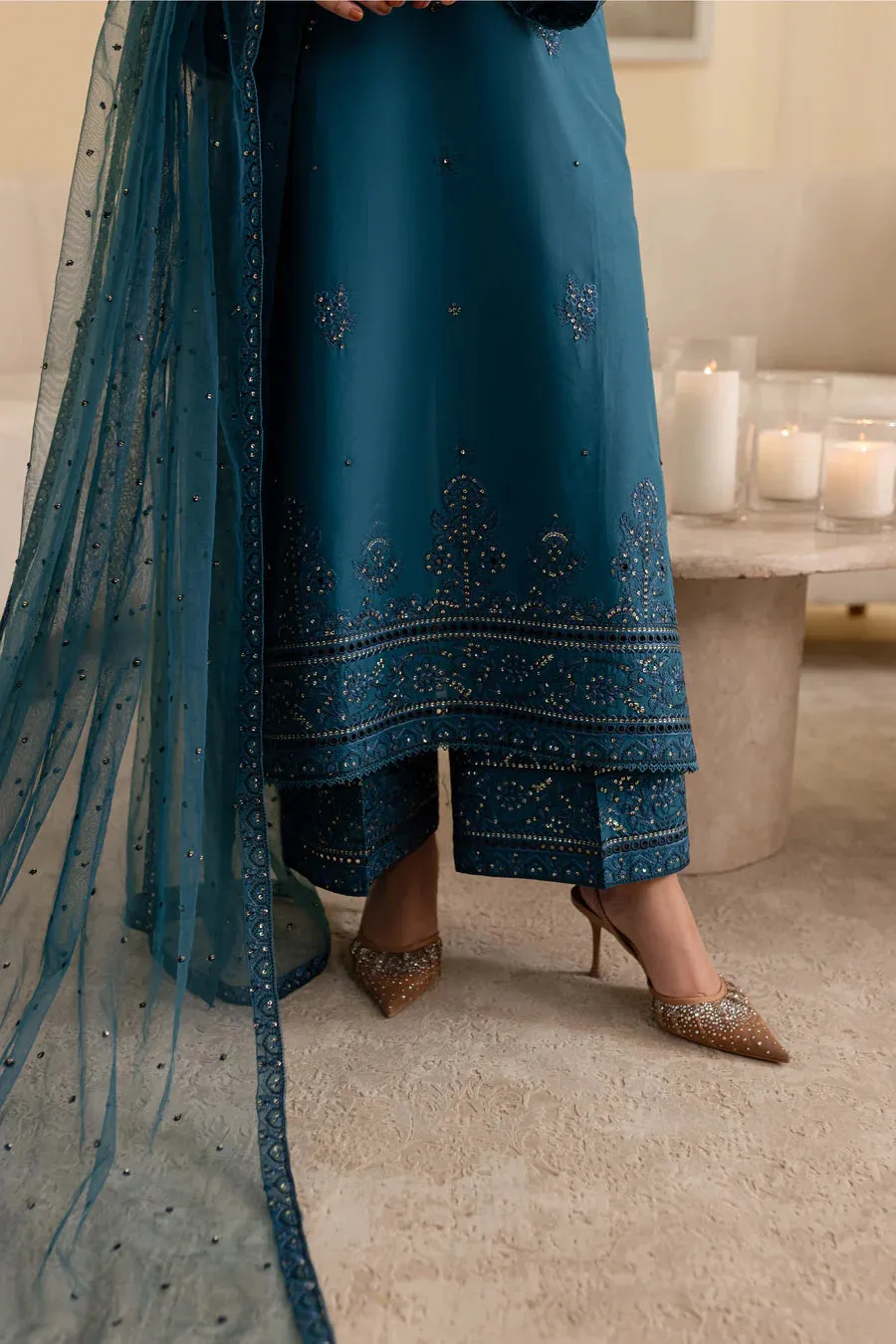 Elegant 03-PC