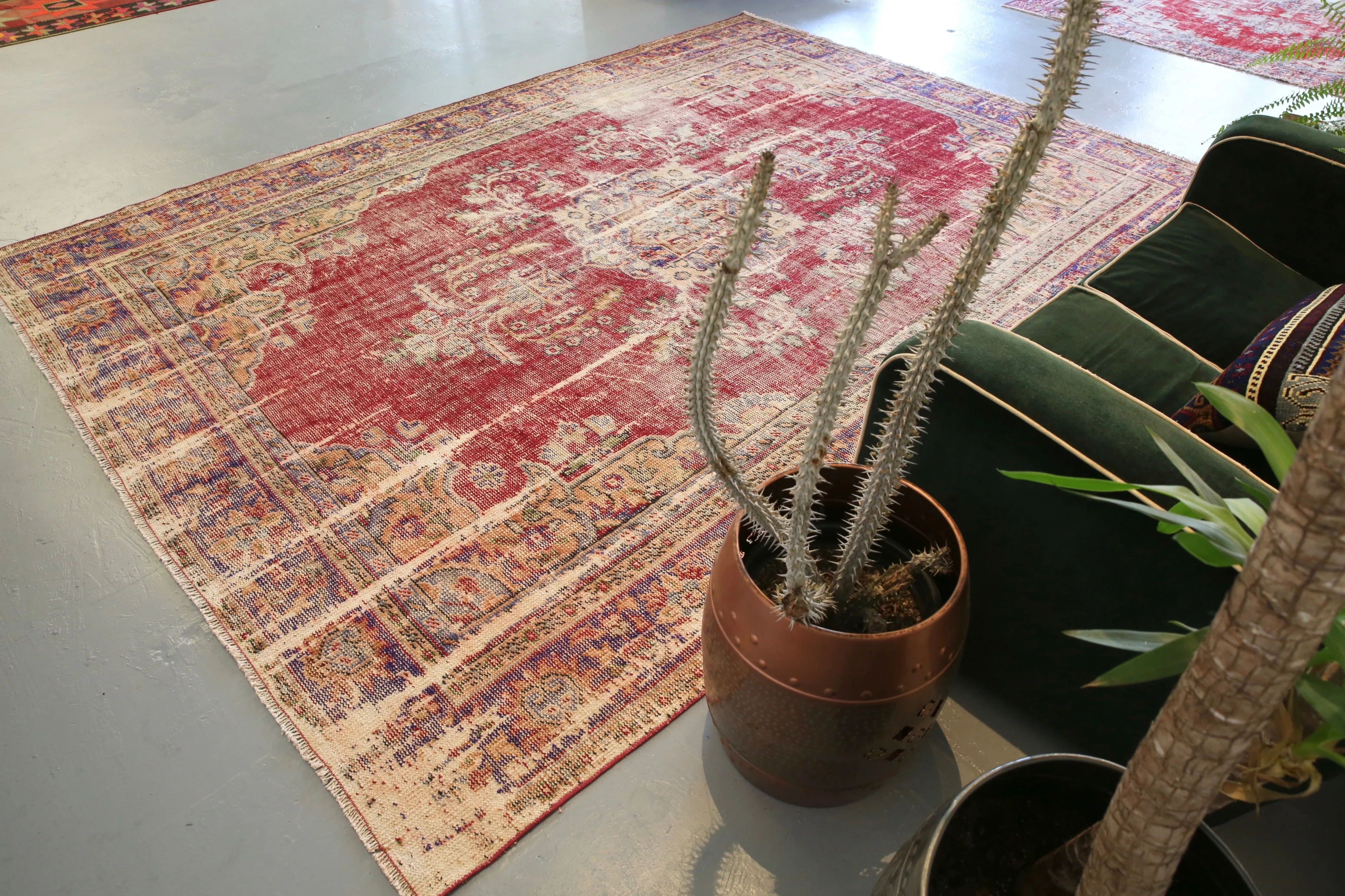 Old Demirci Oushak Rug 7.9ftx10.5ft