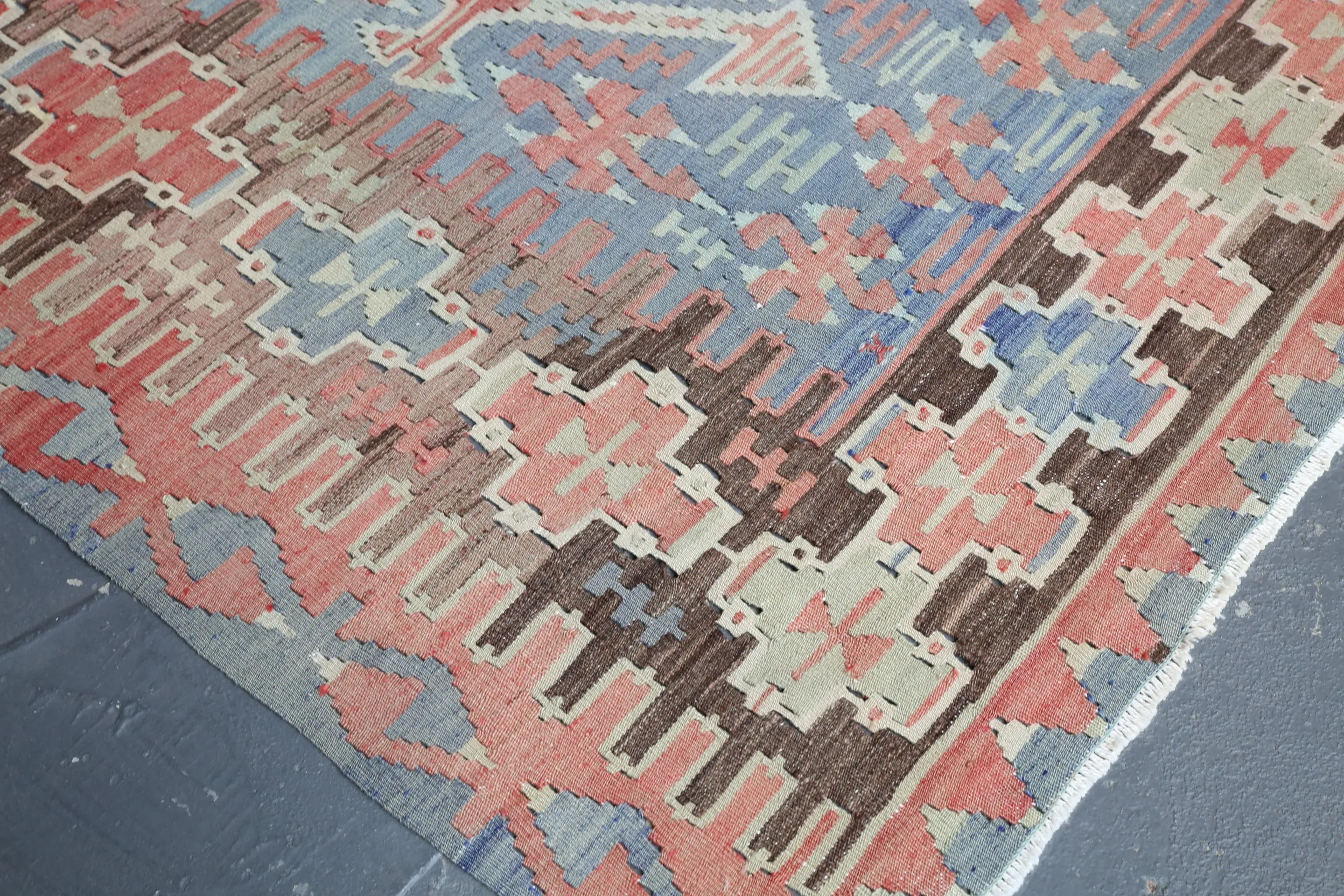 Old Oushak Esme Kilim 5.2ftx10.10ft