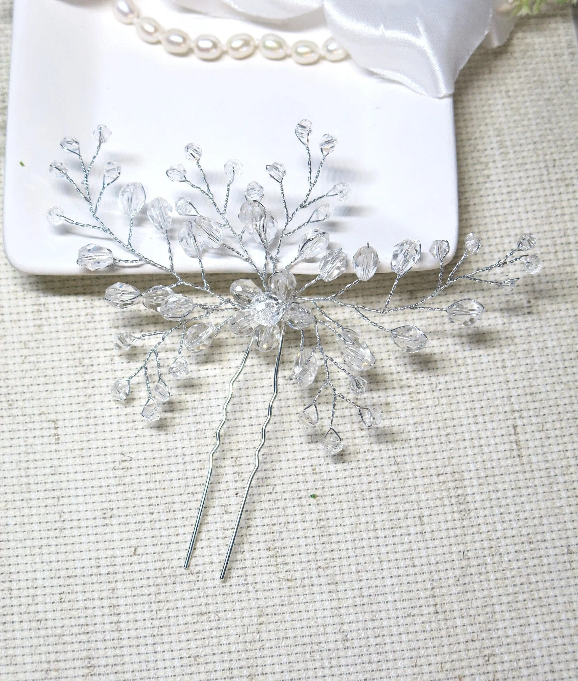 Oversized Bridal Crystal Bead Wire Hairpin, Wedding Crystal Floral Branch Hairpiece, Large Flower Hairpin