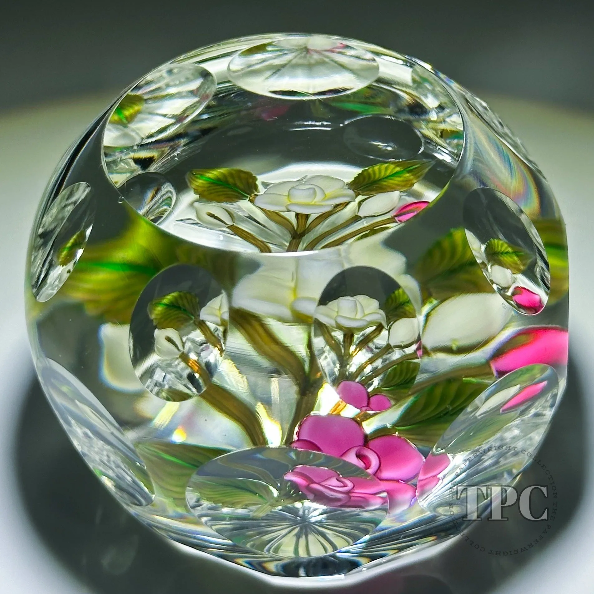 Perthshire Paperweights 1995E Faceted Glass Art Paperweight Flamework Flamework Roses