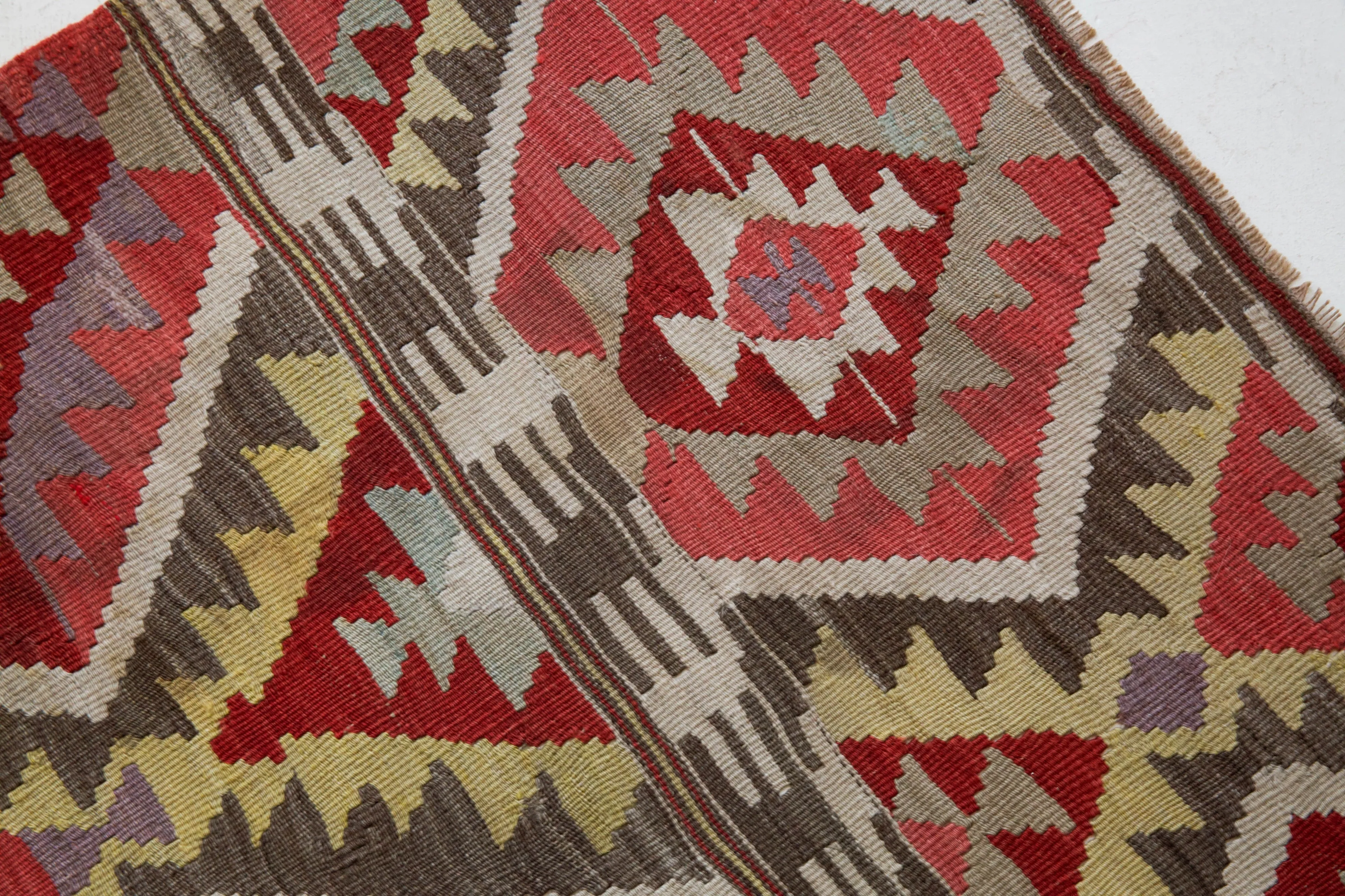Semi-antique Fethiye Kilim Rug 4'5"x7'5"