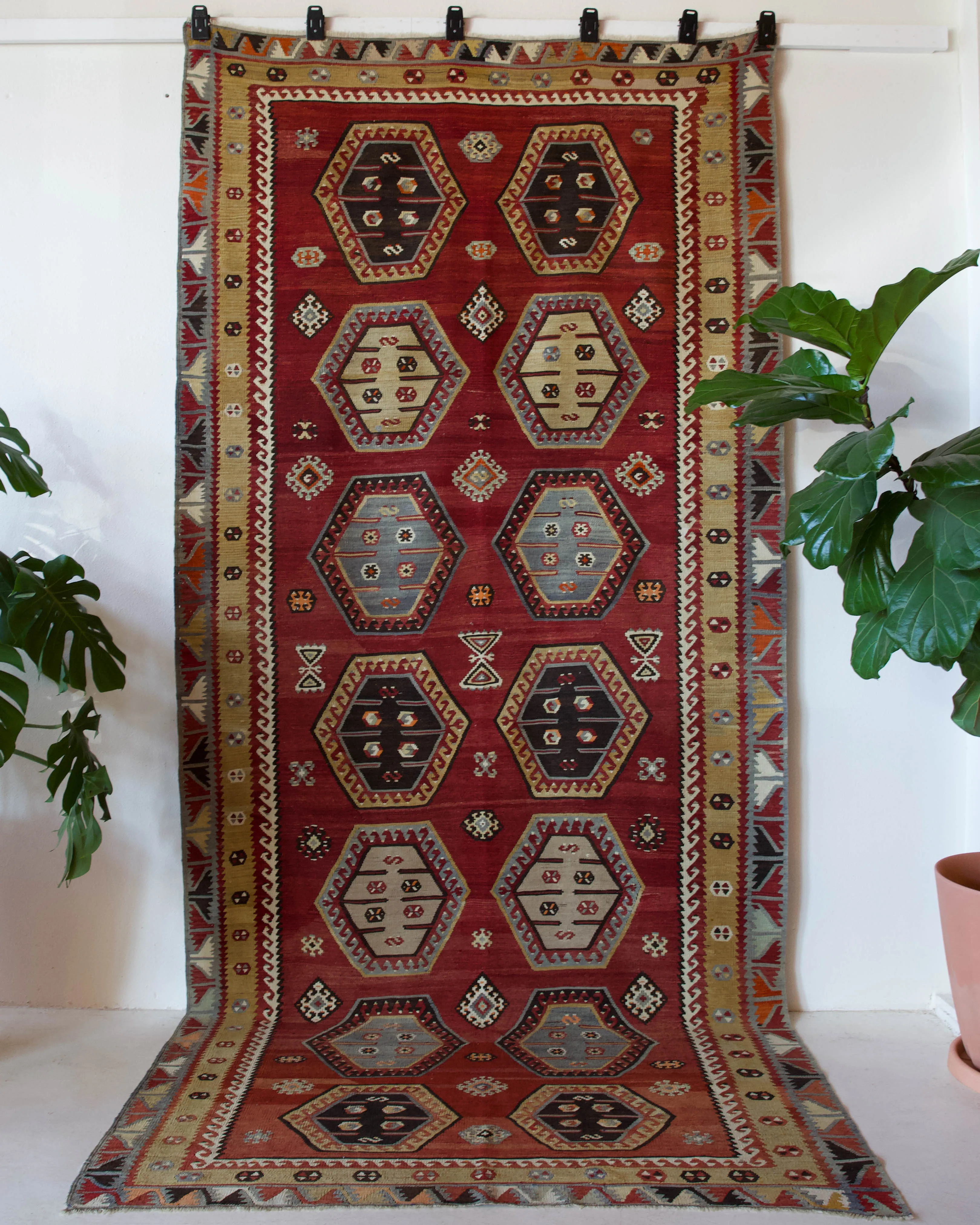 Vintage Sivas Sarkisla Kilim Rug 5'6"x12'
