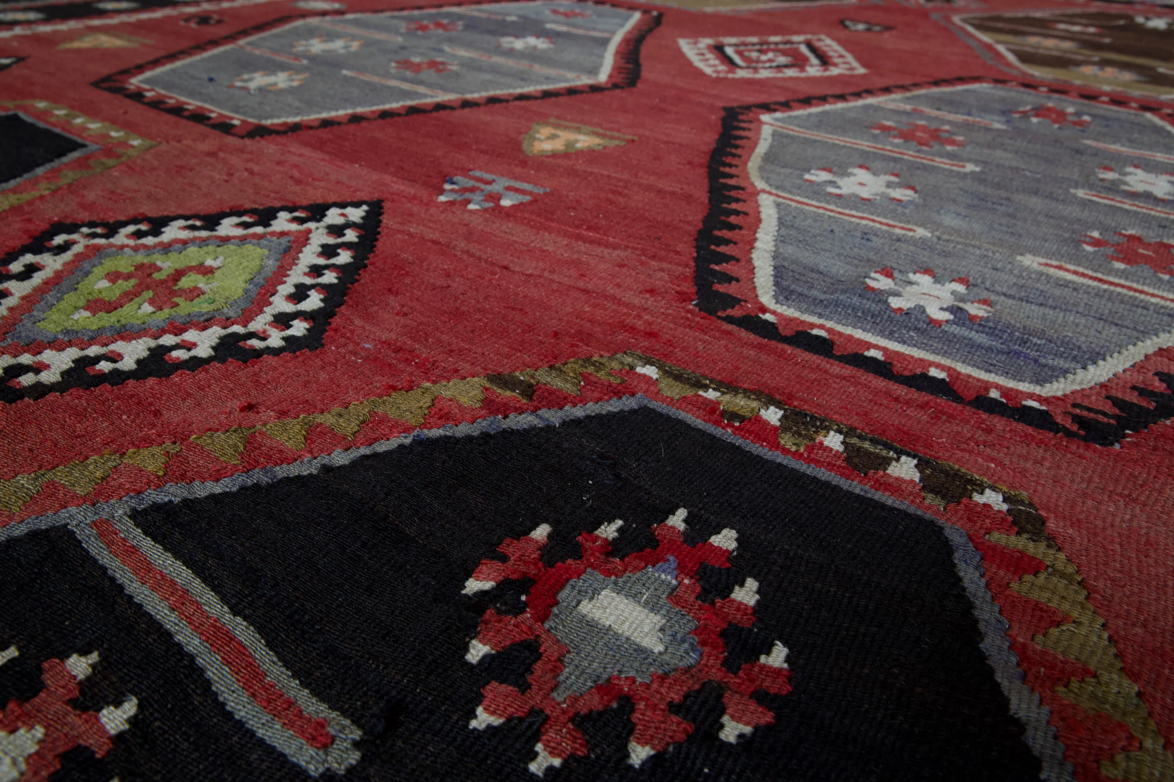 Vintage Sivas Sarkisla Kilim Rug 8'5"x12'6"
