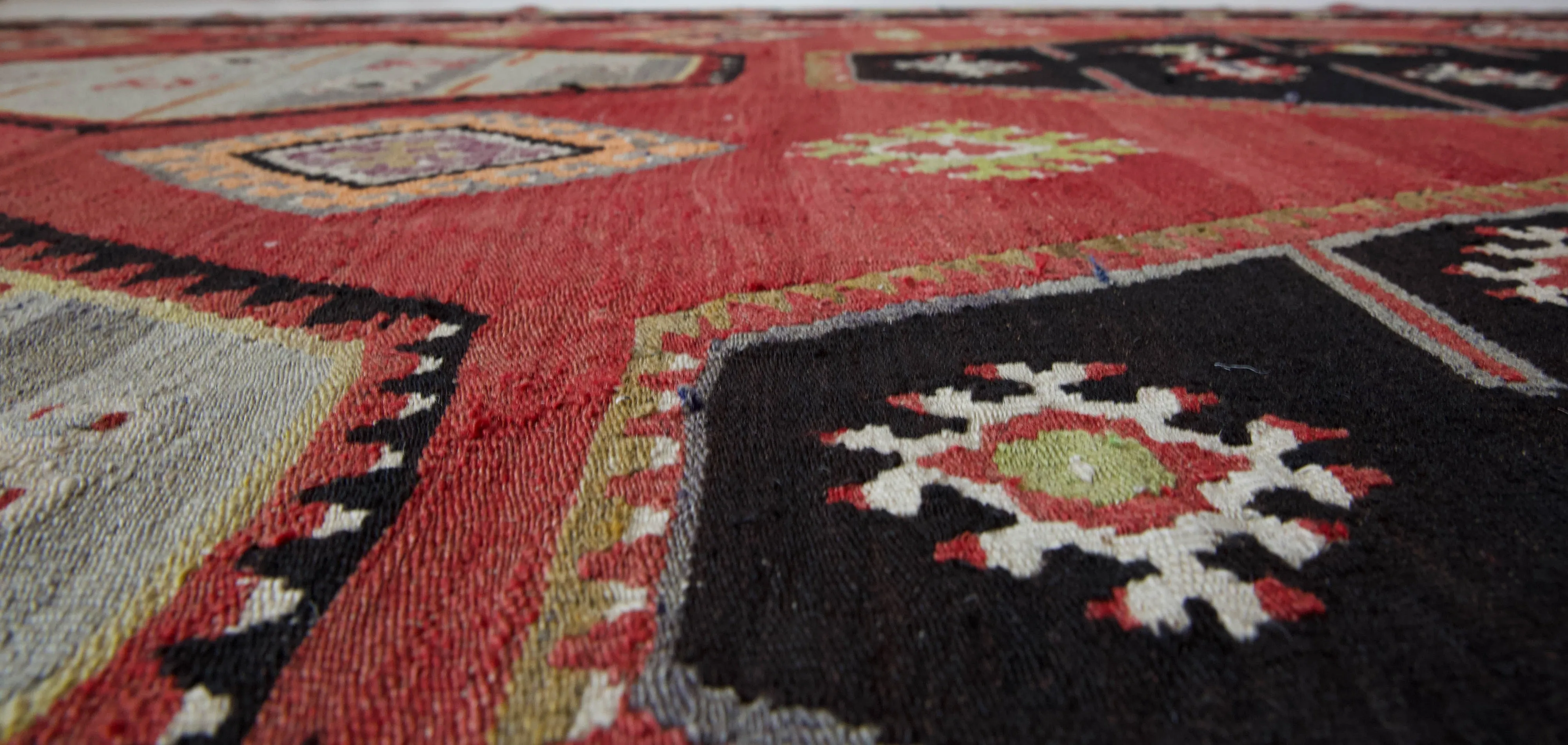 Vintage Sivas Sarkisla Kilim Rug 8'5"x12'6"