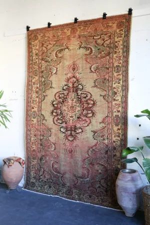 Vintage Turkish Isparta Rug 6'7" x 9'7"