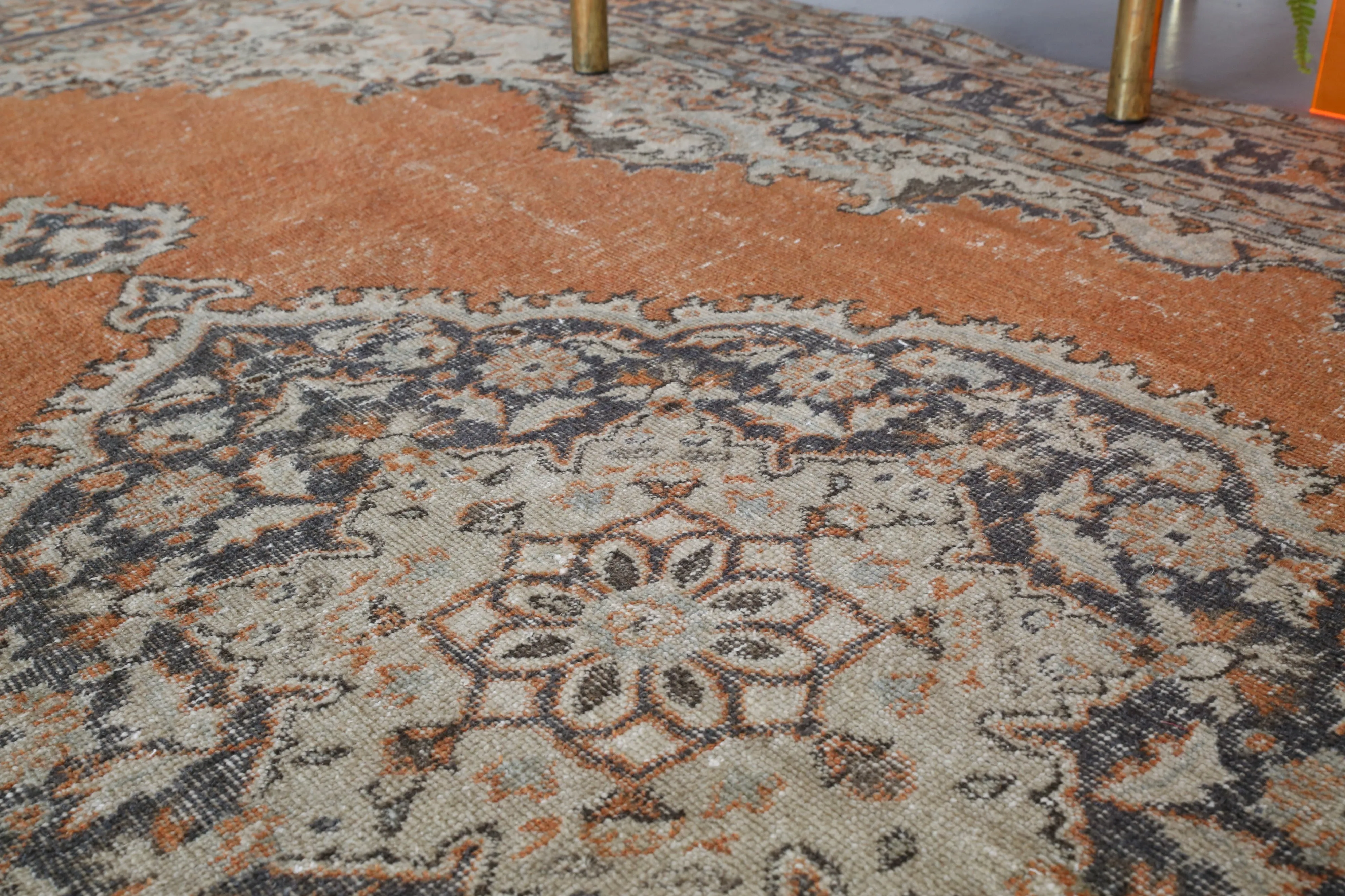 Vintage Turkish Isparta Rug 7ftx11ft