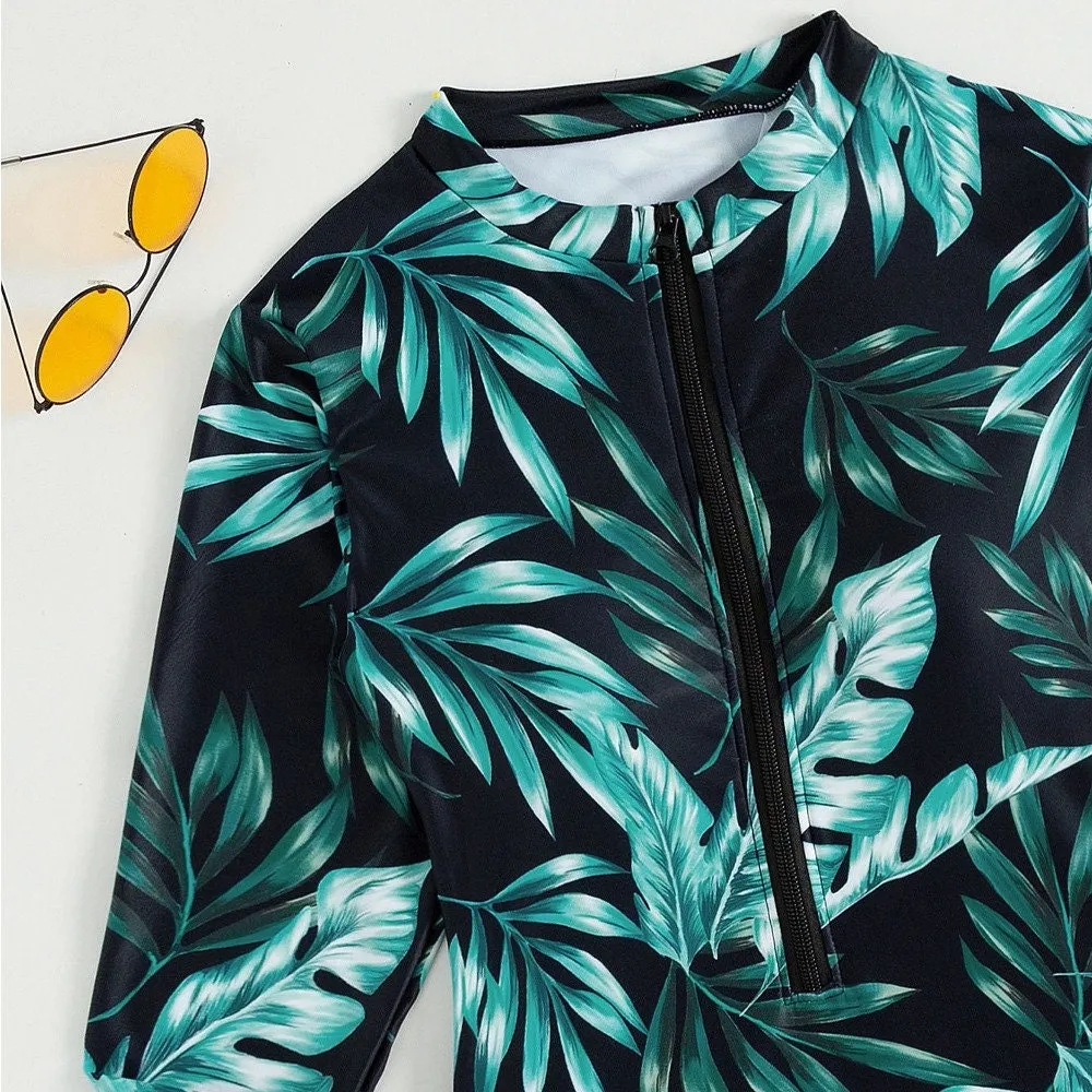 Women Rashguard: Blue Black Flowers