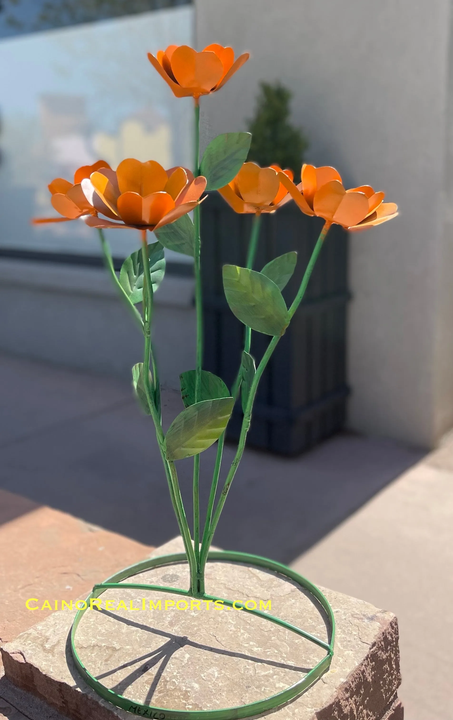 Yard Art Metal Flowers Sculpture 27"  MFLWRMM006